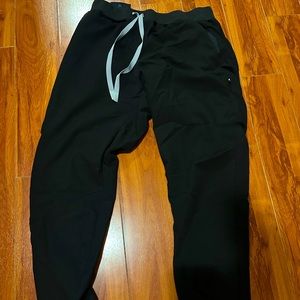 FIGS Medium Black Joggers Scrub Pants with Functional Pockets